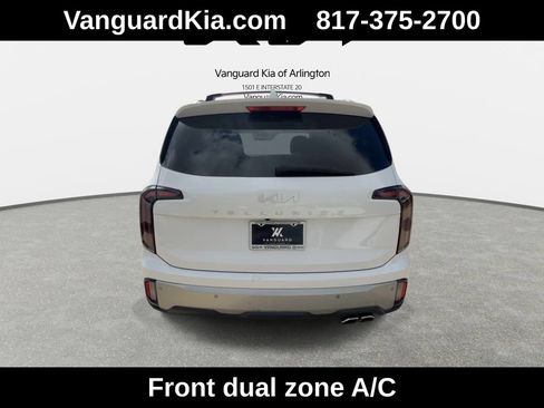 Used 2023 Kia Telluride EX w/ EX Captain's Chair Package FWD image 8