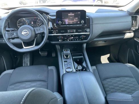 Certified 2022 Nissan Pathfinder SV AWD/4WD image 13