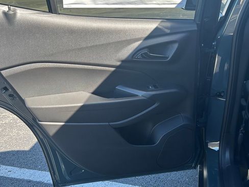 New 2025 Chevrolet Trax LT w/ LT Convenience Package image 16