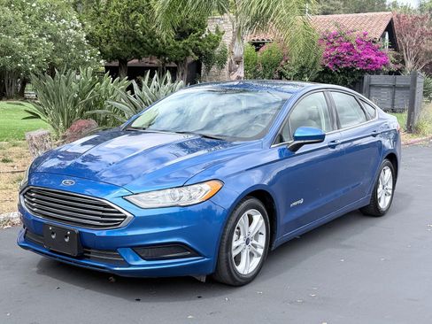 Used 2018 Ford Fusion S FWD image 1