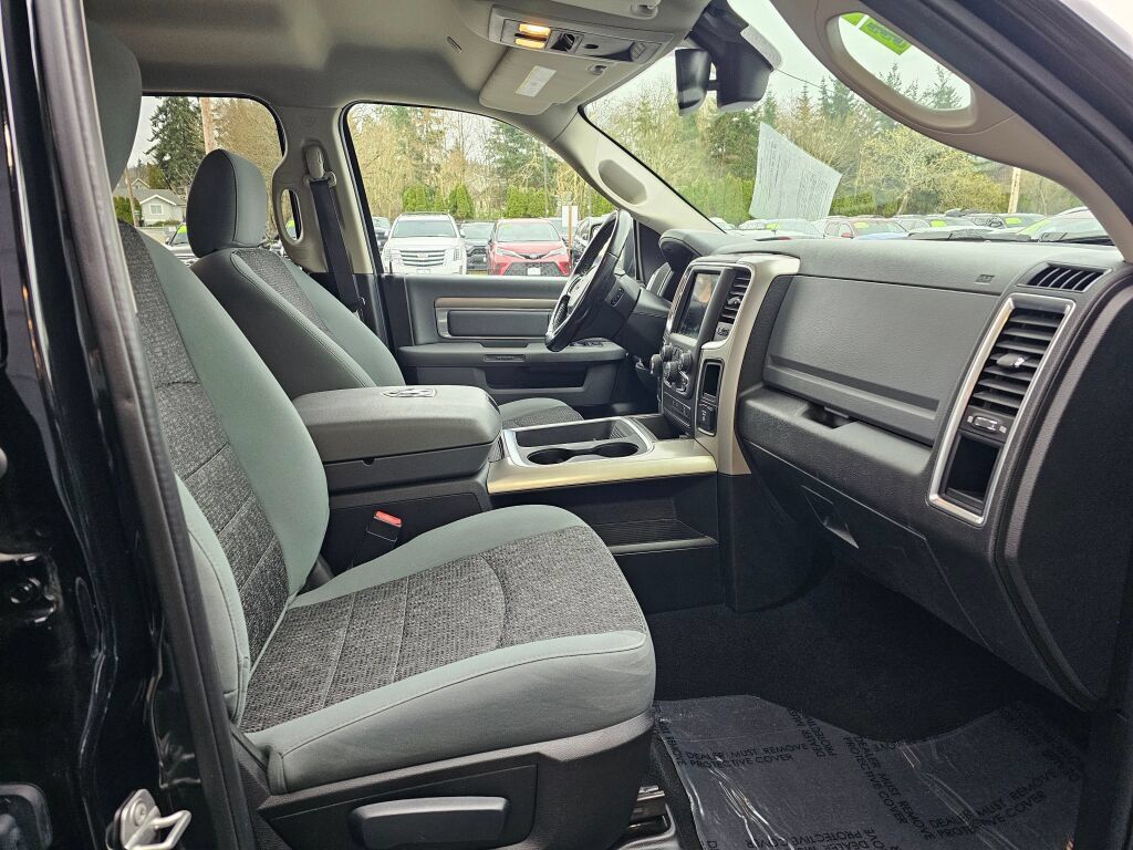 Used 2019 RAM 1500 Warlock AWD/4WD image 9