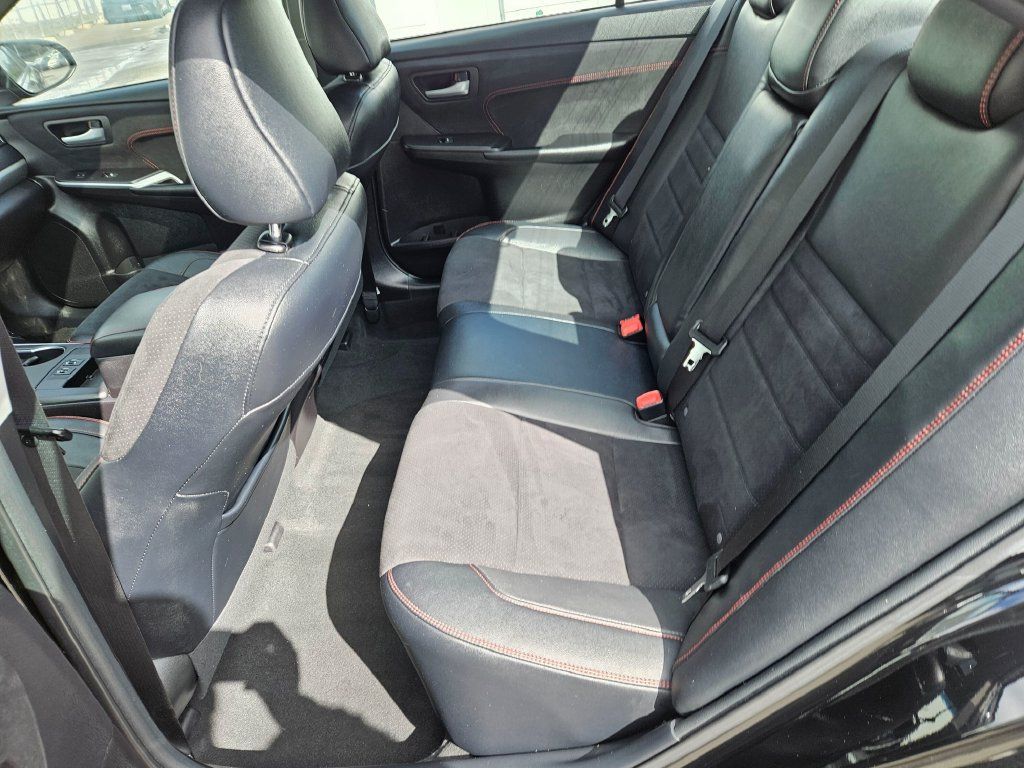 Used 2016 Toyota Camry XSE w/ Advanced Technology Package FWD image 19