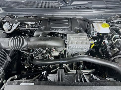 New 2026 RAM 1500 Express image 18