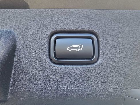 Used 2025 Kia Sportage SX AWD/4WD image 22