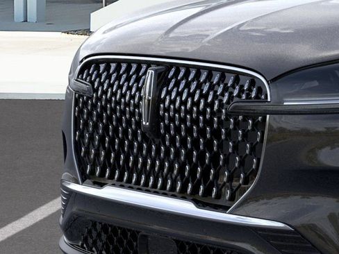 New 2026 Lincoln Aviator 2WD image 17