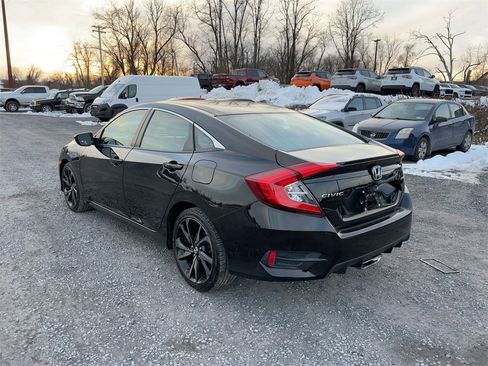 Used 2019 Honda Civic Sport image 5