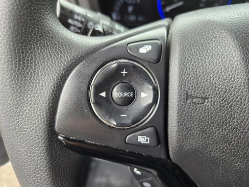 Used 2021 Honda HR-V EX image 15