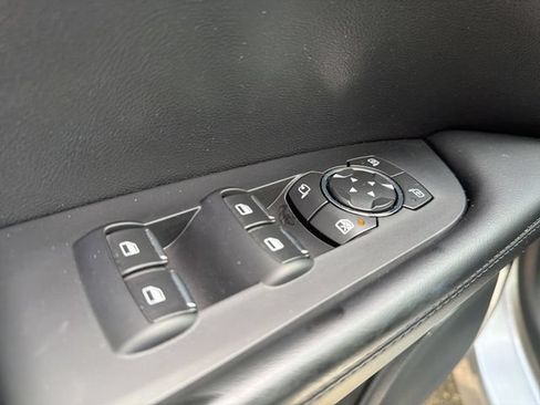 Used 2021 Lincoln Nautilus Reserve FWD image 13