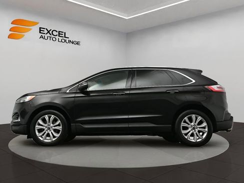 Used 2019 Ford Edge Titanium image 35