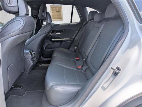Used 2026 Mercedes-Benz GLC 300 4MATIC image 19