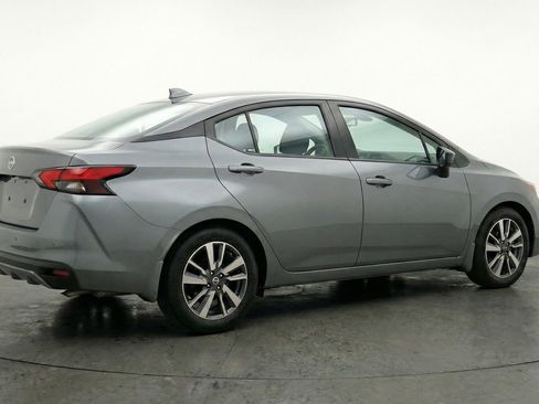 Used 2025 Nissan Versa SV FWD image 9