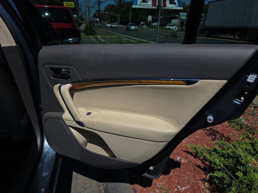 Used 2012 Lincoln MKZ FWD image 15