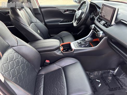 Used 2024 Toyota RAV4 Adventure image 12