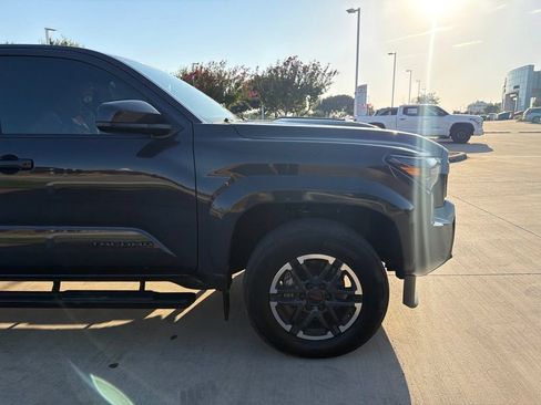 Used 2024 Toyota Tacoma TRD Sport RWD image 12