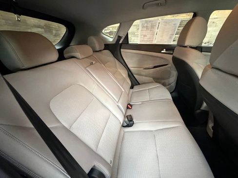 Used 2021 Hyundai Tucson SEL AWD/4WD image 32
