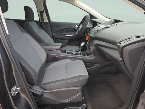 Used 2018 Ford Escape SE FWD image 34