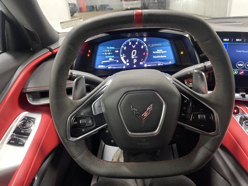 Used 2021 Chevrolet Corvette Stingray Preferred Cpe w/ Z51 Performance Package image 19