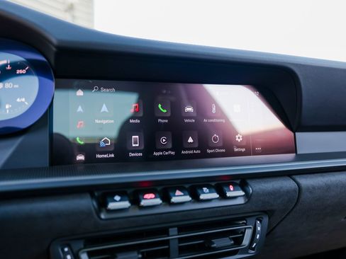 Certified 2024 Porsche 911 Carrera GTS image 18