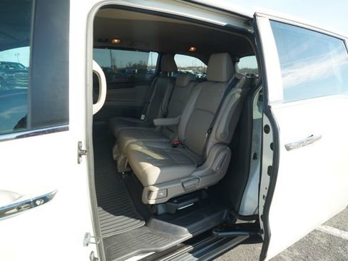 Used 2018 Honda Odyssey EX-L image 15