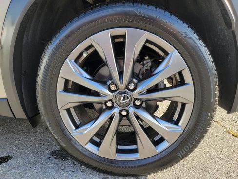 Used 2019 Lexus UX 200 F Sport w/ F Sport Premium Package FWD image 18