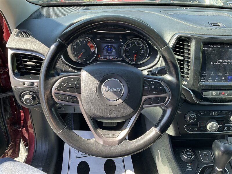 Used 2020 Jeep Cherokee Limited AWD/4WD image 23