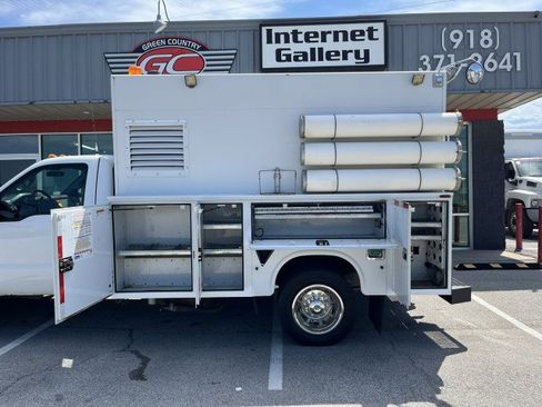 Used 2012 Ford F550 2WD Regular Cab Super Duty w/ Payload Upgrade Pkg image 15