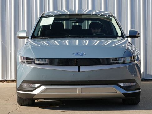 Used 2023 Hyundai Ioniq 5 SE image 6