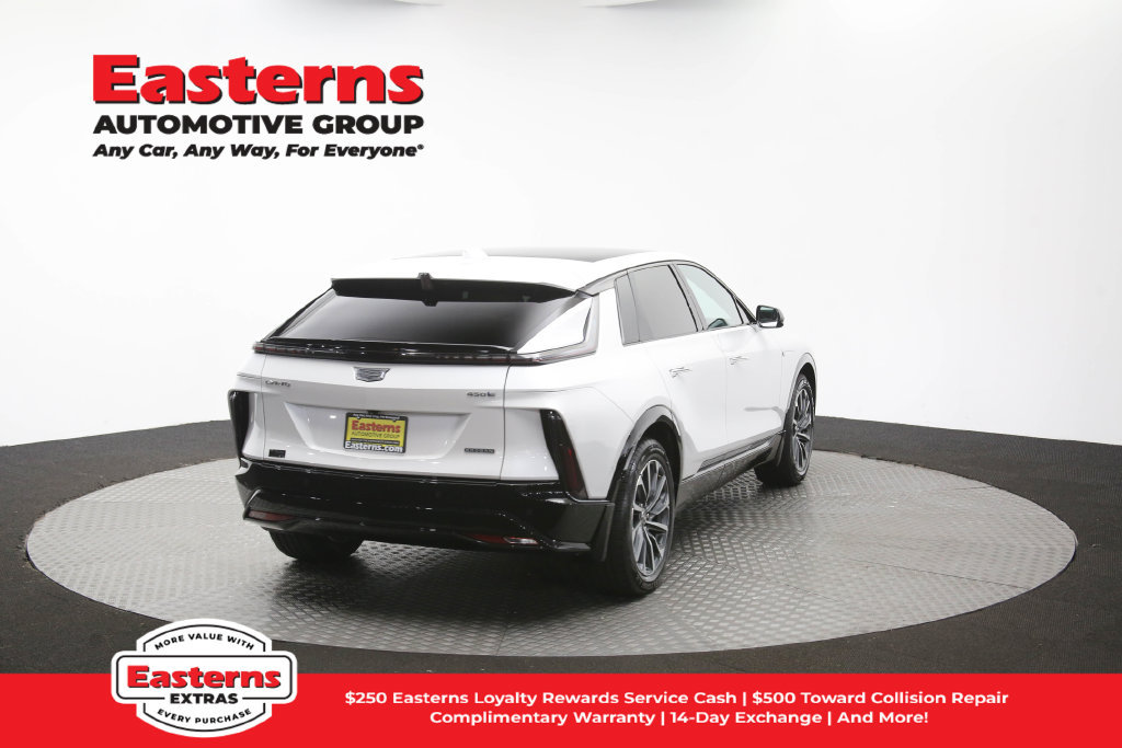 Used 2024 Cadillac Lyriq Sport RWD image 43