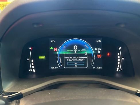 Certified 2025 Toyota Camry SE AWD/4WD image 18