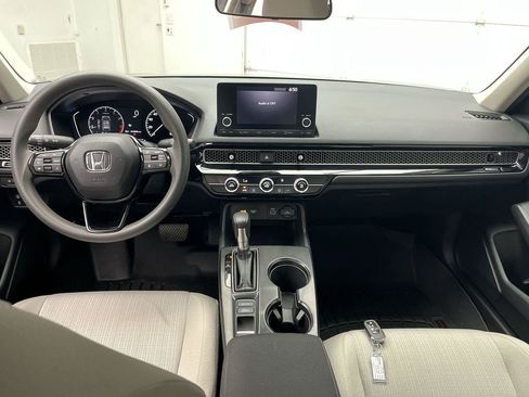 Used 2023 Honda Civic LX image 4