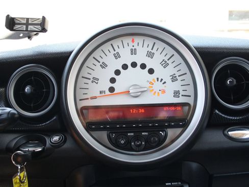 Used 2013 MINI Cooper S FWD image 18