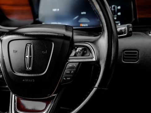 Used 2021 Lincoln Navigator Reserve AWD/4WD image 26