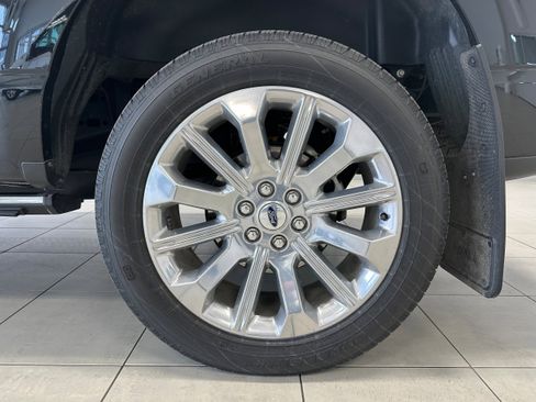 Used 2022 Ford F150 Limited image 8