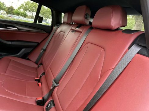 Used 2025 BMW X4 xDrive30i w/ Premium Package AWD/4WD image 15