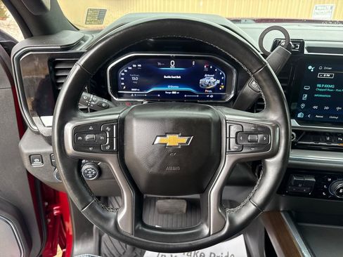 Used 2024 Chevrolet Silverado 2500 High Country AWD/4WD image 19