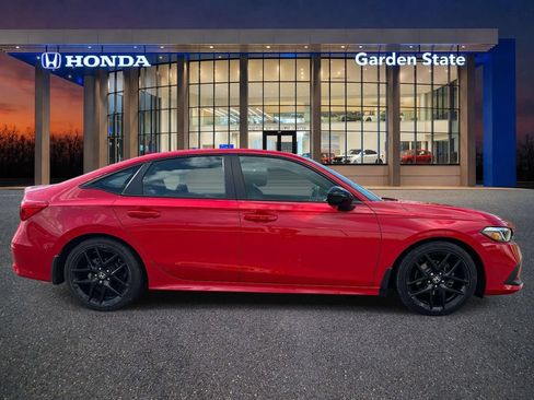 Used 2024 Honda Civic Sport image 5