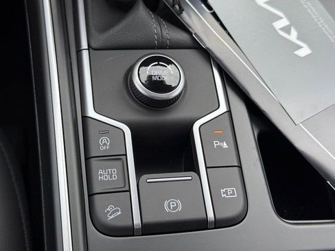 New 2026 Kia Sorento S w/ S Panoramic Sunroof Package image 21