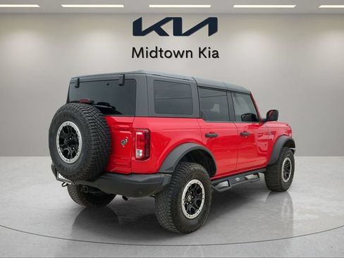 Used 2023 Ford Bronco Black Diamond w/ Sasquatch Package AWD/4WD image 3