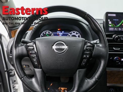 Used 2023 Nissan Armada SL w/ Captain's Chairs Package image 10