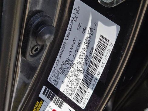 Used 2020 Toyota Tacoma TRD Sport AWD/4WD image 23