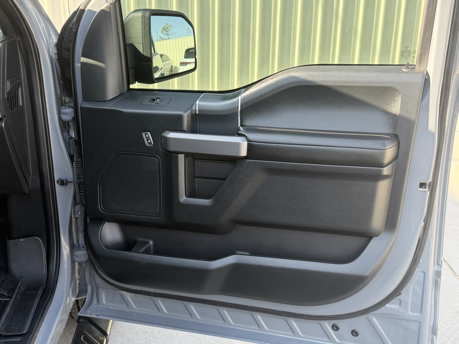 Used 2019 Ford F150 XLT w/ Equipment Group 302A Luxury AWD/4WD image 36