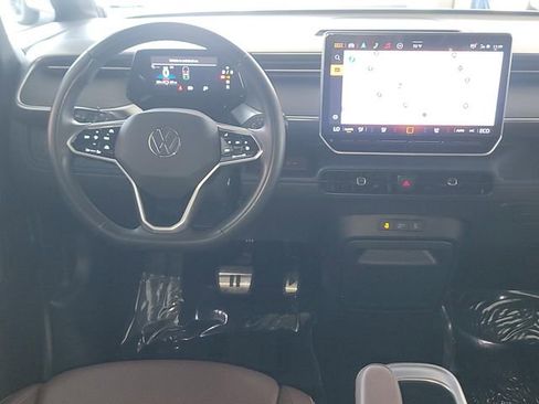 Used 2025 Volkswagen ID. Buzz Pro S image 12