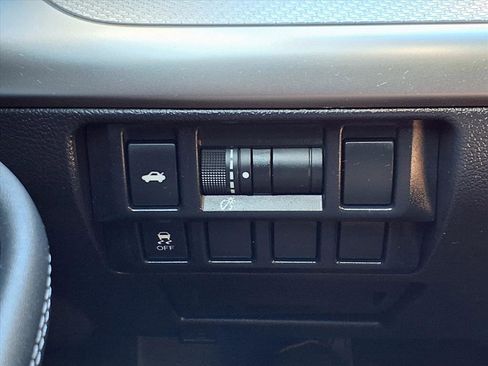 Used 2018 Subaru Legacy 2.5i Premium w/ Moonroof Package image 9