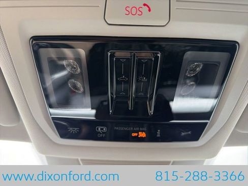 New 2026 Volkswagen Tiguan SE image 18