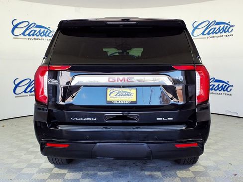 Used 2022 GMC Yukon XL SLE w/ Gmc Pro Safety Plus Package image 4
