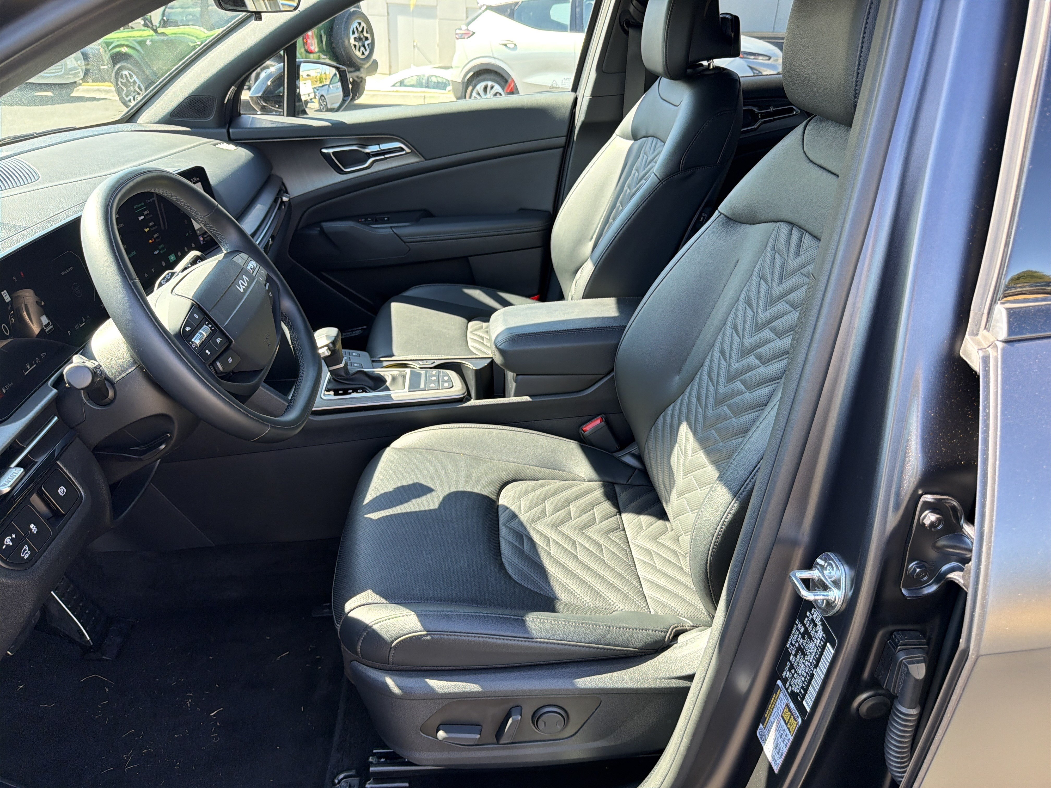 Certified 2026 Kia Sportage X-Pro Prestige AWD/4WD image 9