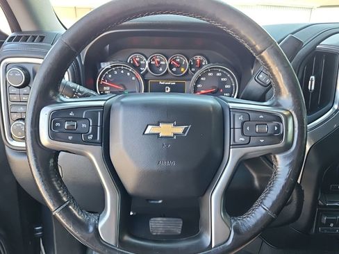 Used 2021 Chevrolet Silverado 1500 LT w/ Convenience Package II AWD/4WD image 10