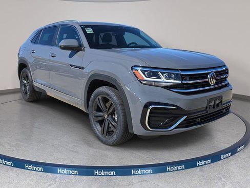Used 2022 Volkswagen Atlas Cross Sport SEL R-Line AWD/4WD image 4