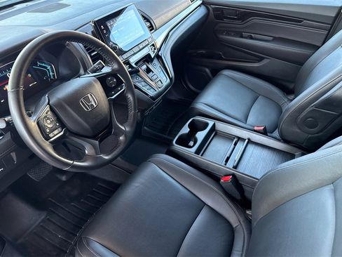 Used 2021 Honda Odyssey Touring image 4