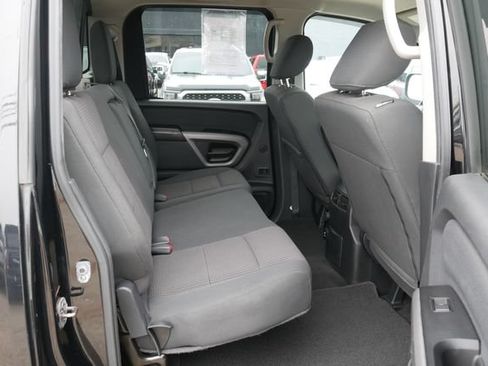 Used 2015 Nissan Titan SV w/ SV Value Truck Package AWD/4WD image 26